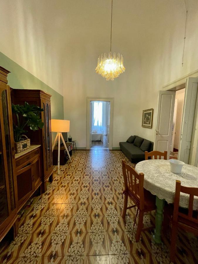 4 Balconi House-Appartamento Salentino Nel Centro Di ليتشي المظهر الخارجي الصورة