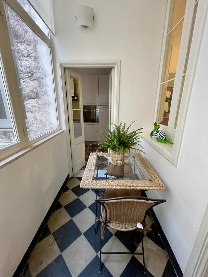 4 Balconi House-Appartamento Salentino Nel Centro Di ليتشي المظهر الخارجي الصورة